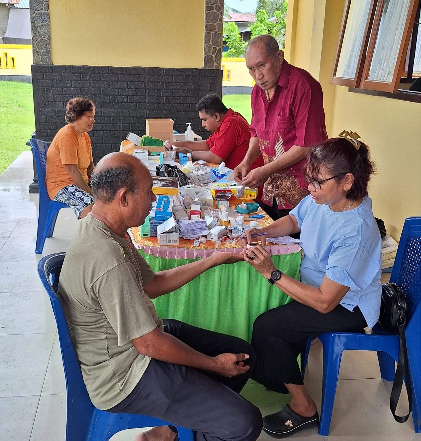 BERBAGI SEHAT DI KLASIS GPM P.P. BACAN